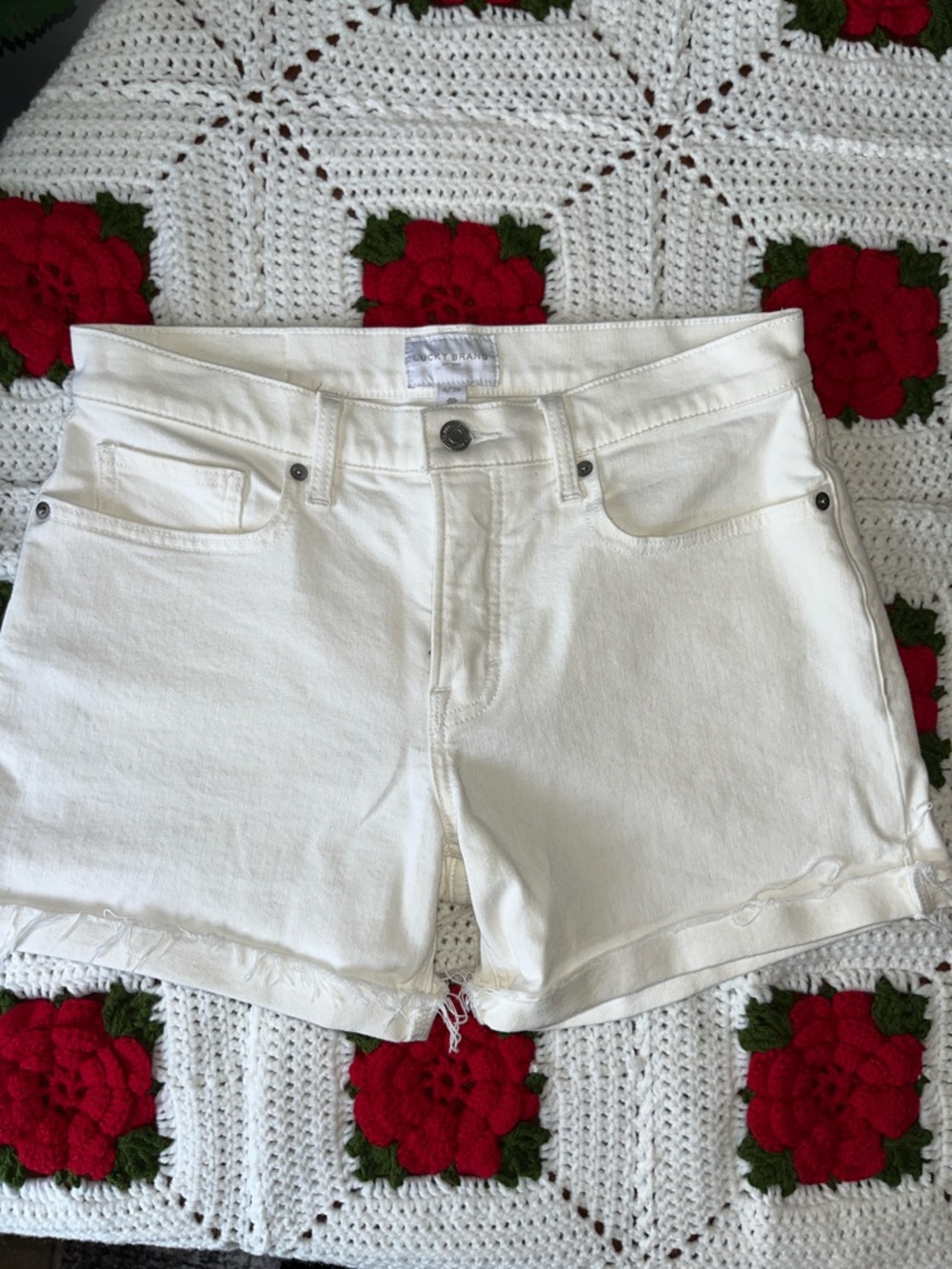 Lucky Brand Ava Mid Rise White  🤍 Denim Cutoff Shorts NWOT